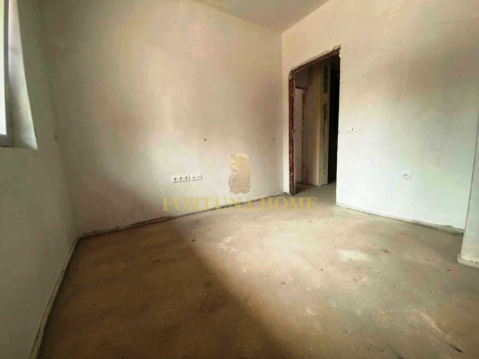 Продава се Тристаен апартамент в Варна, Виница - 90 кв.м за 1245 €/кв.м - Снимка #5