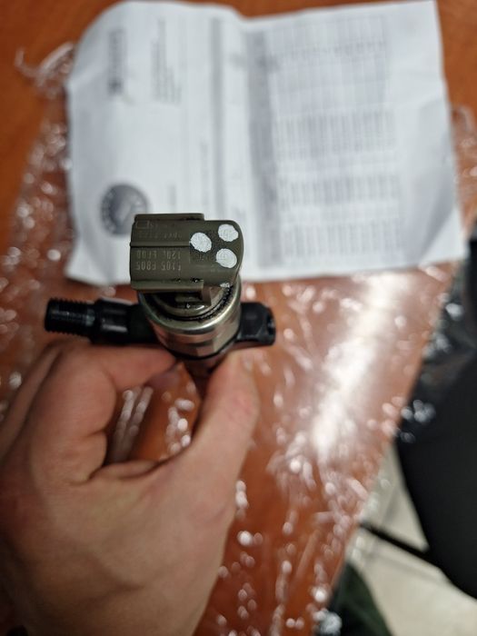 Дюза (Инжектор) TOYOTA- DENSO