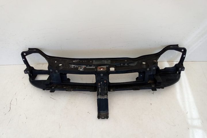 Trager calandru / panou frontal 8200411923 Opel Vivaro  seria
