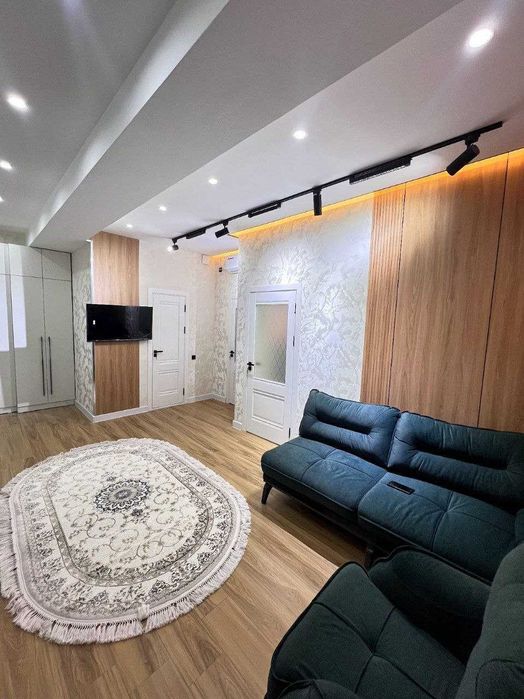 Бухара  сити (Латико)