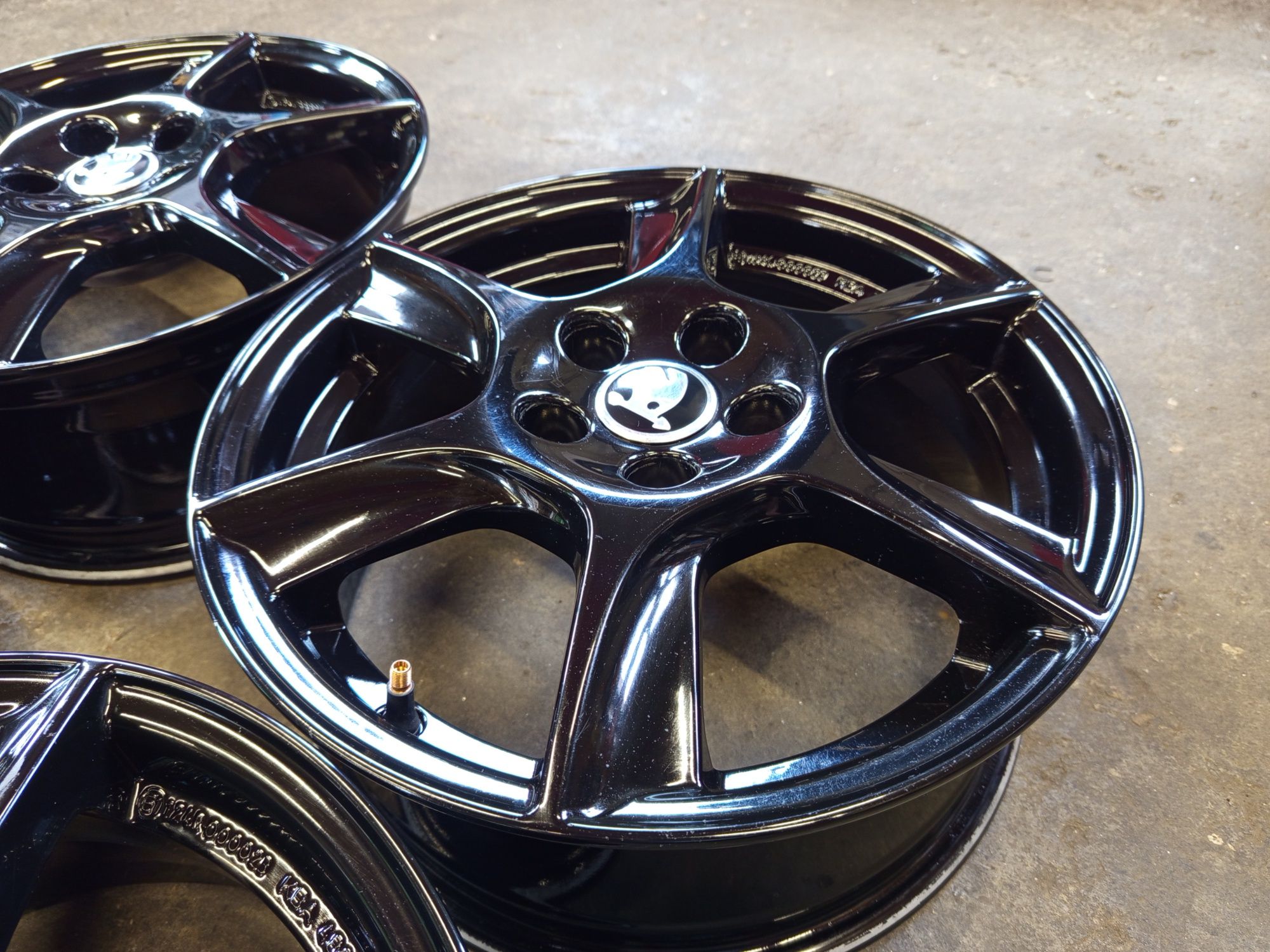 15" Skoda Rapid Fabia 5x100 Джанти за Шкода