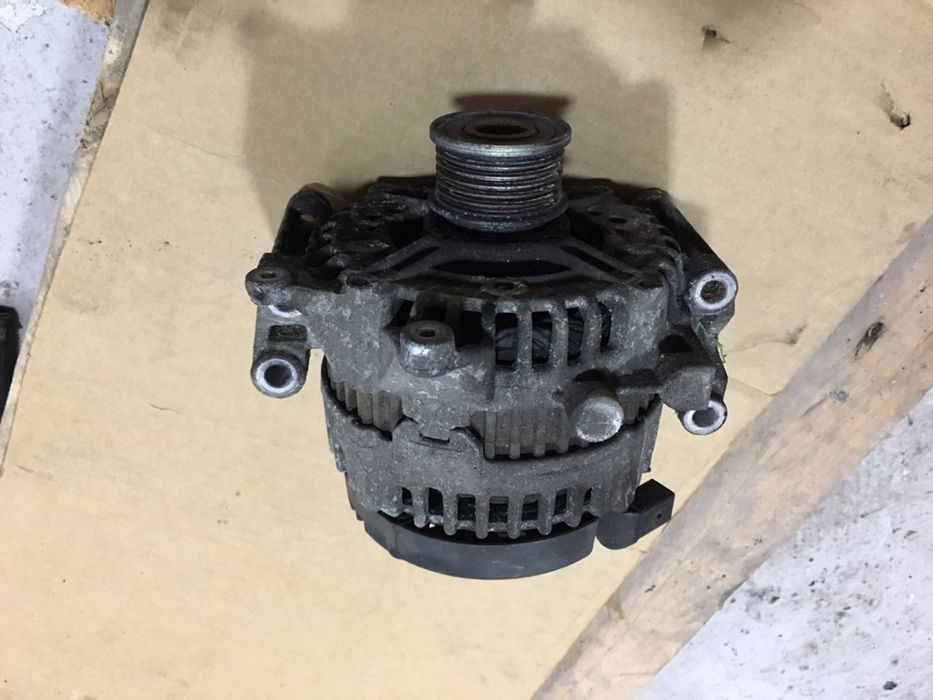 Alternator mercedes 2.2cdi 180A cod:A0131549002