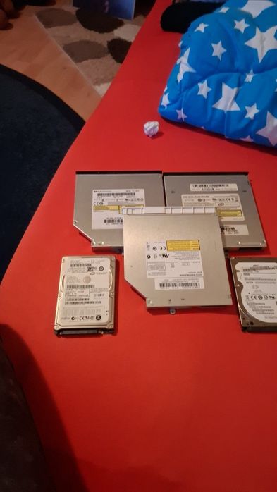 Unități optice și HDD,  fără defecte