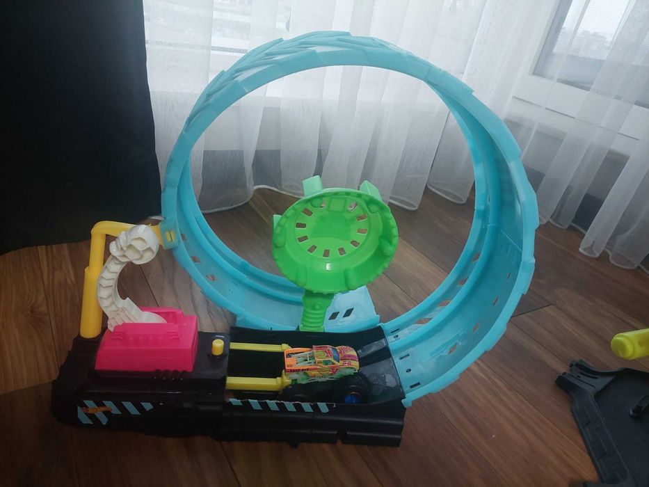 Комплект от 6 писти Hot Wheels