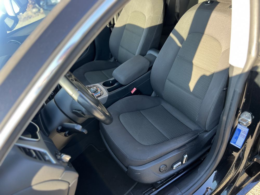 Audi A5 2.0TDI spotrback Quattro .