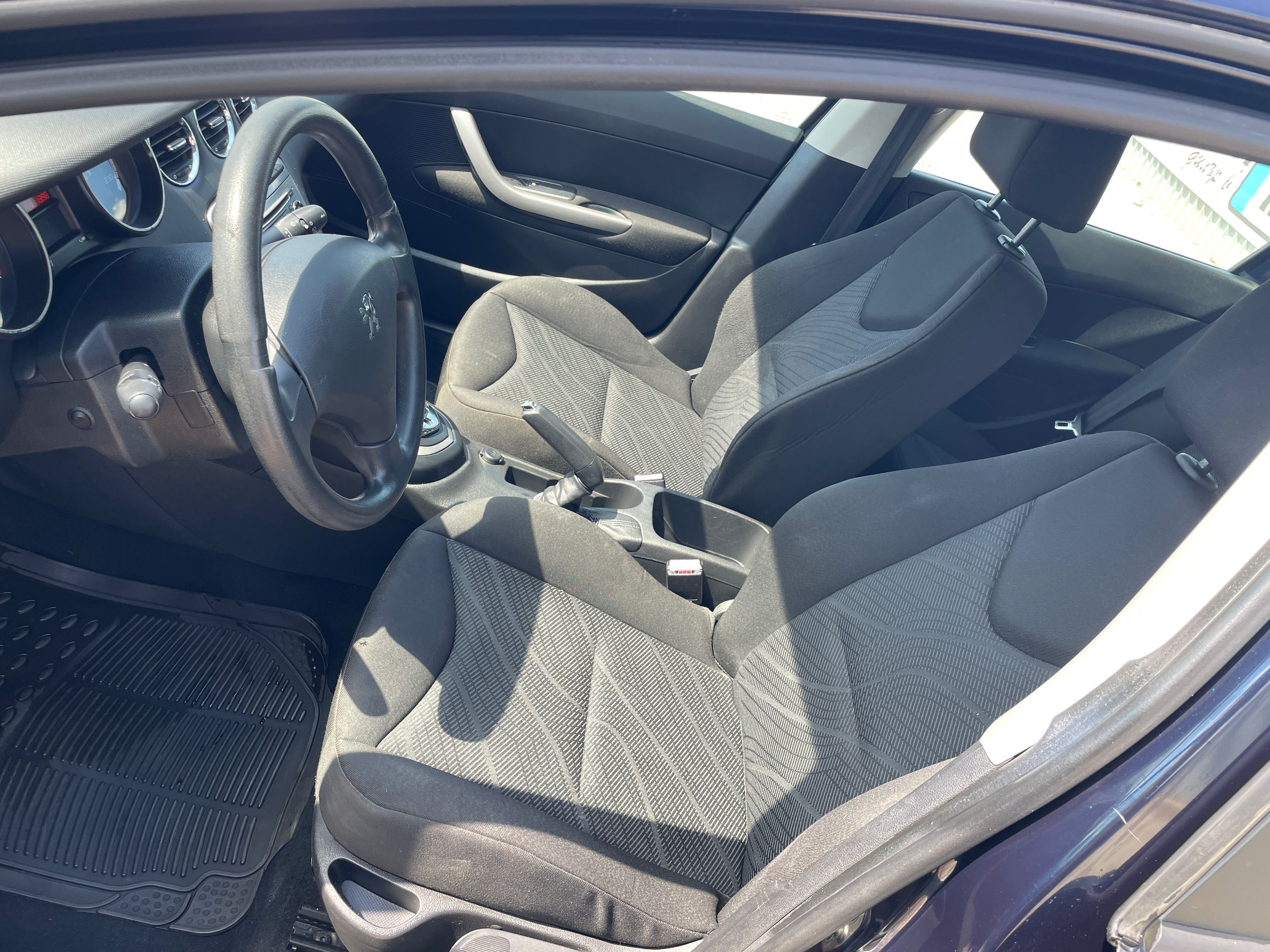 Peugeot 308 комби, 1.6i 120 кс., автоматик, 111 000 реални километри