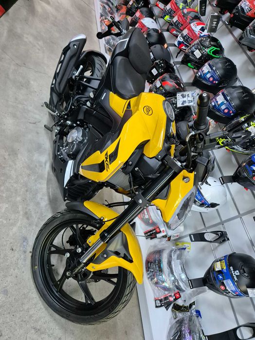 Motocicleta Keeway RKF 125 cc (permis A1) + casca cadou