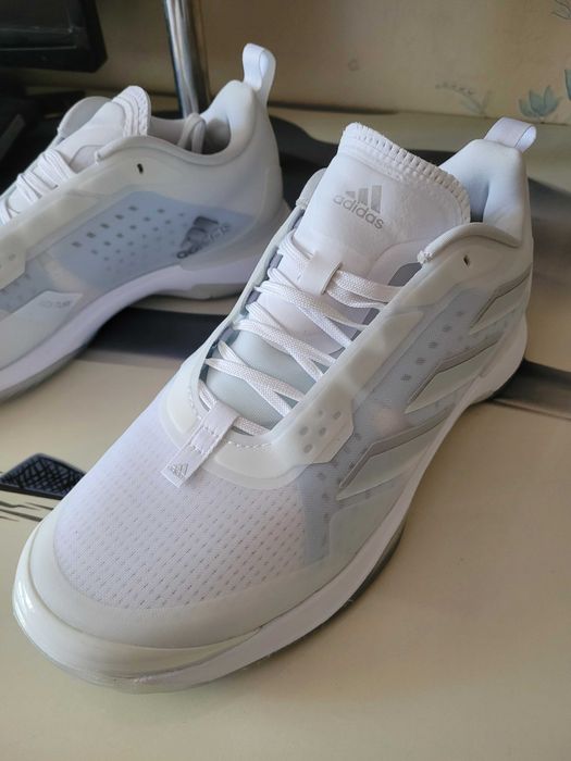 Кроссовки спортивные 42разм.