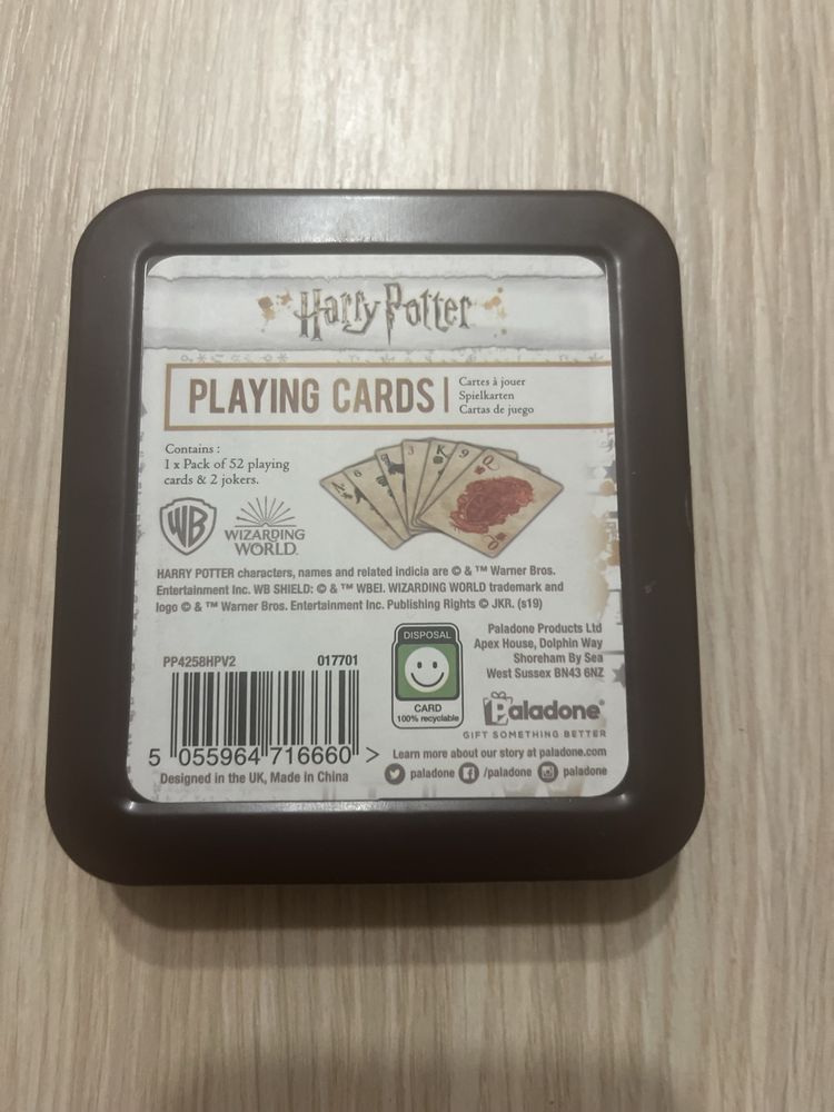 Harry Potter Hogwarts: Playing cards (карти за игра хари потър)