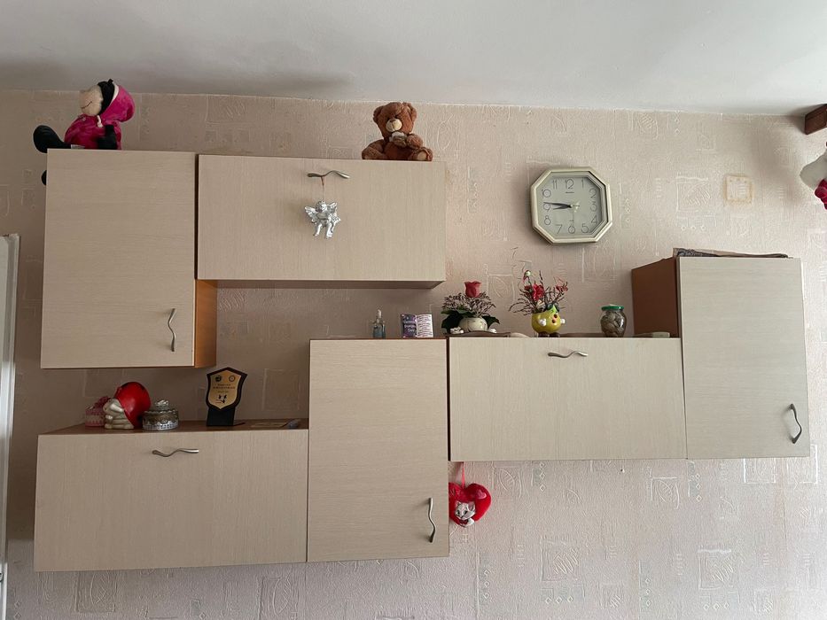 Стенни шкафове. Като нови, комплект от стенни шкафове.