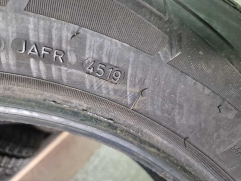 4 Goodyear R17 215/65 Anvelope de iarnă DOT4519