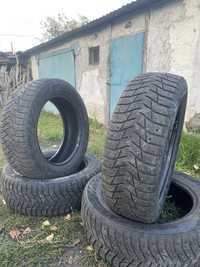 Продам зимнюю резину 215/60 R17