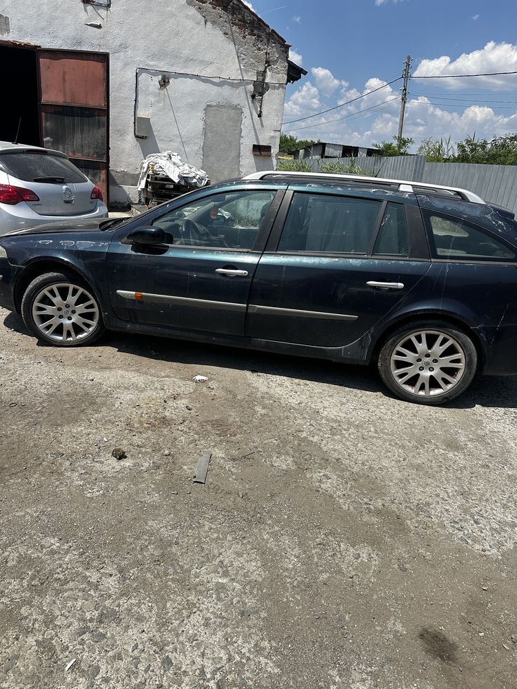 На Части! Renault Laguna 2.2 dci 150кс