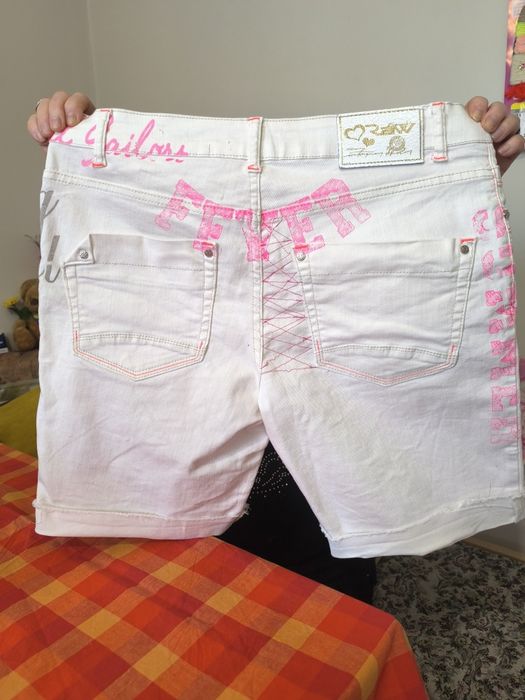 Дамски къси дънки