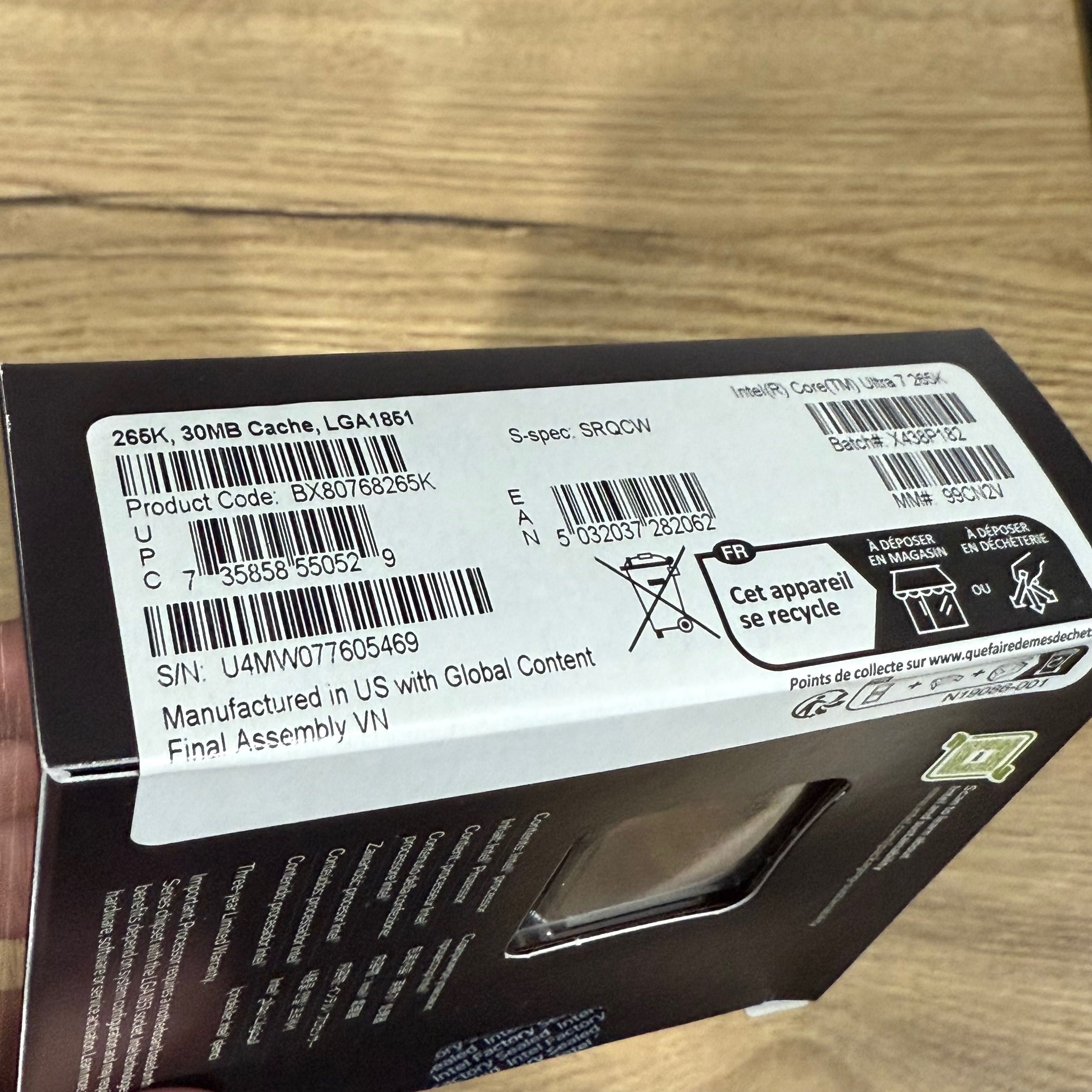 Новый процессор Intel core Ultra u7 265, в заводской упаковке.