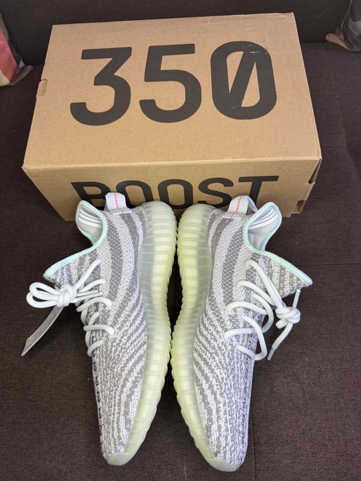 Yeezy 350 V2 Blue Tint