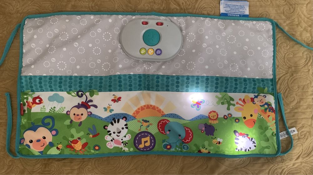 Fisher Price музикална интерактивна лампа за детска кошара, легло