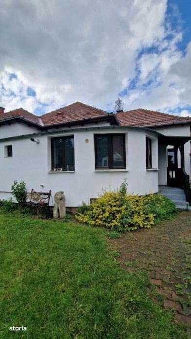 Vila interbelica cu 4 camere, curte 600mp, Grigorescu