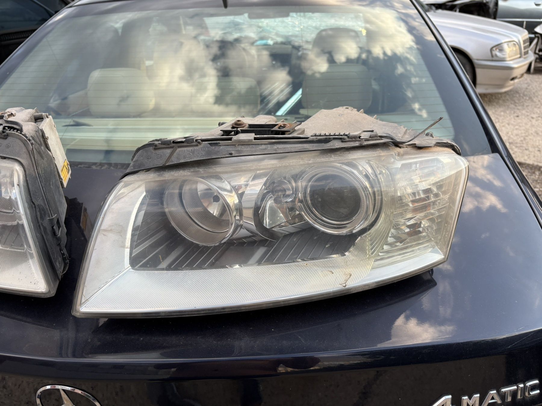 Фарове Audi A8 D3 завиващи преди фейса ауди а8