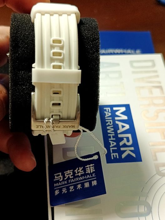 Ceas bărbați/unisex automatic/mecanic,nu eco drive, quartz-nou,cutie