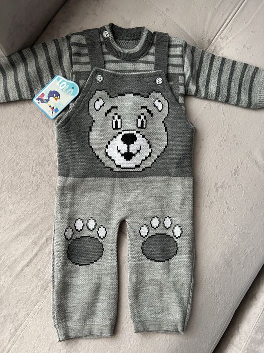 Продам новый, теплый, стильный, вязаный костюм в сером цвете