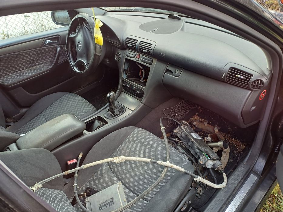 Мерцедес на части