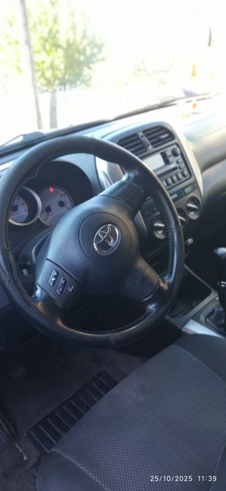 Se vinde Toyota RAV4