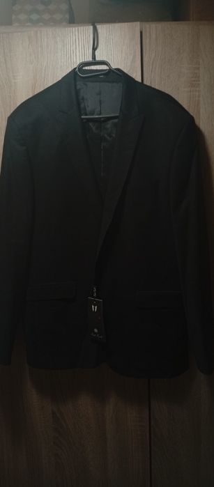 Sacou de lux Fatih Zeyrek, mărime 56, impecabil!
Brand premium, 88% lâ