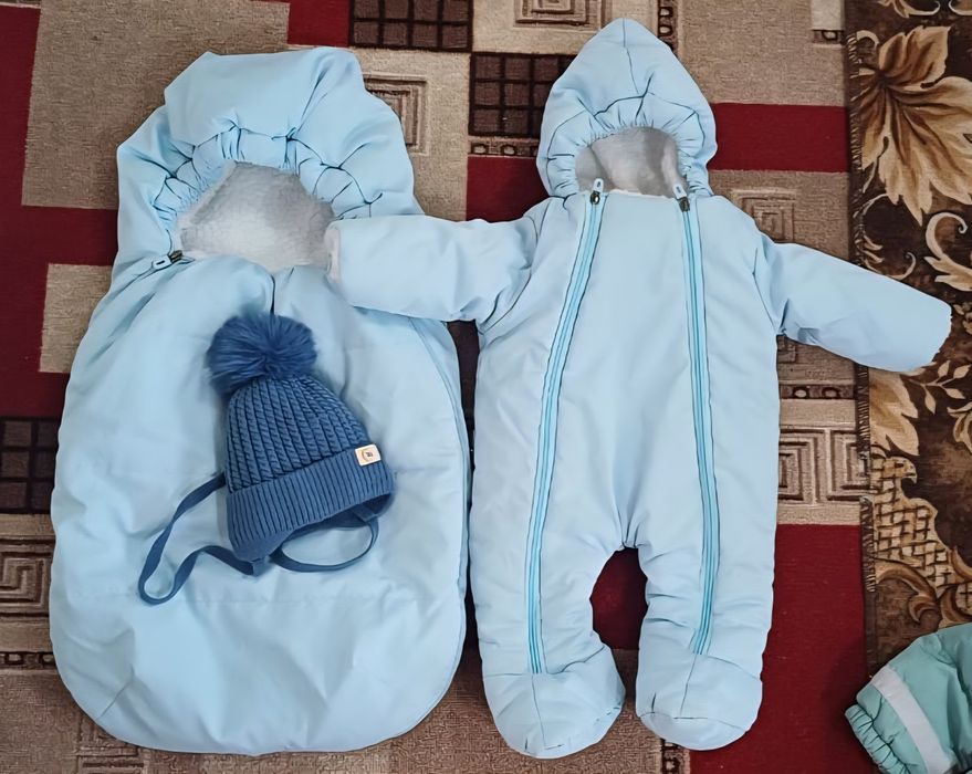 Десткий зимний камбинезон