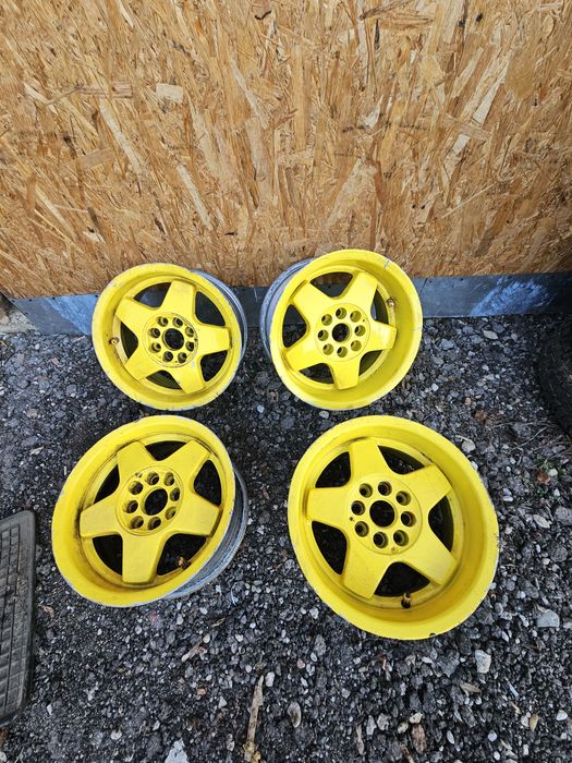 4 jante renault (2+2) cu 8 gauri la prezoane 4x100 si 4x110 doua buc s