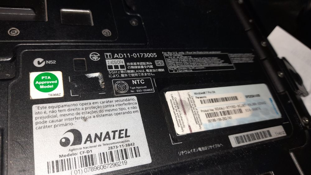 Tableta Panasonic CF-D1 procesor 1.1 (2 nuclee), 8 GB Ram