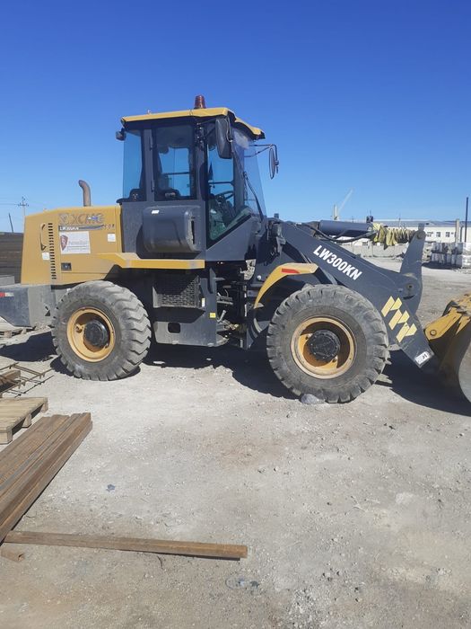 Аренда погрузчика 2 куб