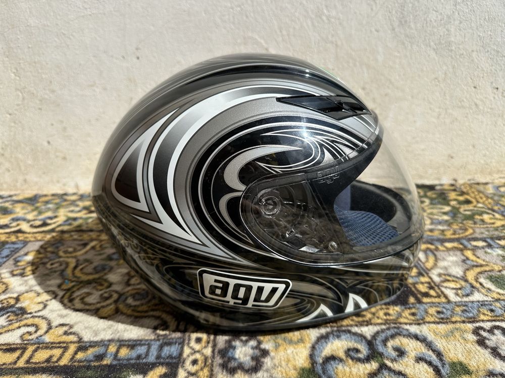 AGV каска размер XS
