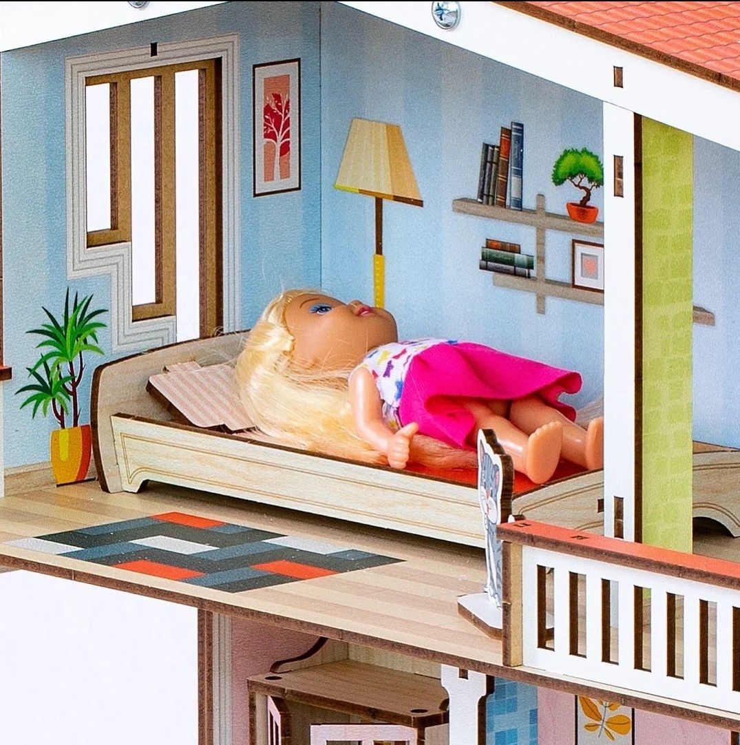 Кукольный домик трехэтажный