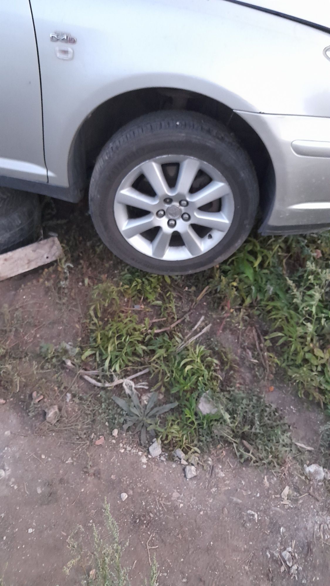 Тойота Авенсис Фейс На части