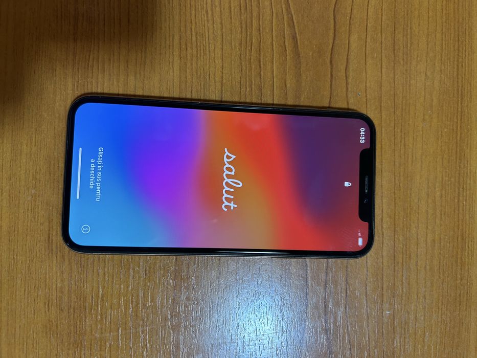 Vand—telefon iPhone xs —functional