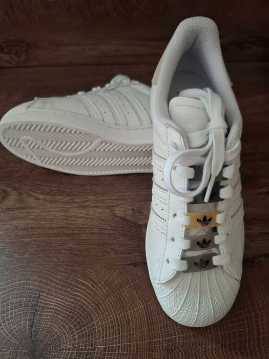 Дамски кецове Adidas Superstar