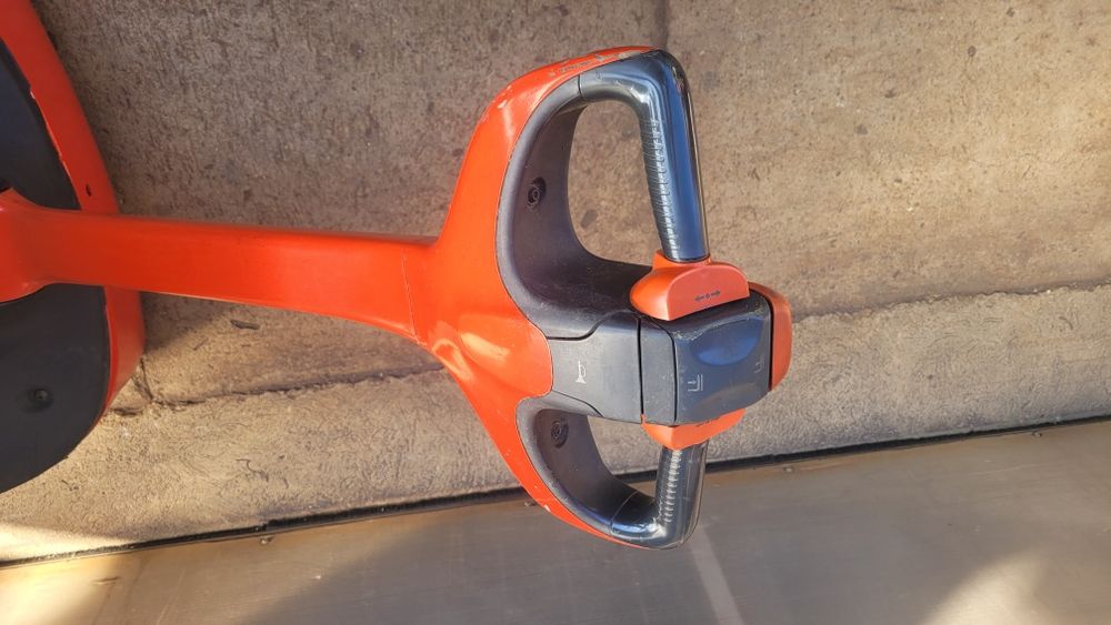 transpalet electric linde T 16 liza ridicare hidraulica marfa paleti