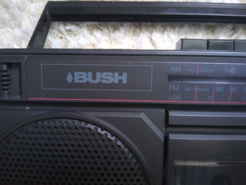 Boombox BUSH -AM, FM stereo