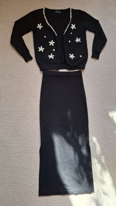 Пакетом стильная одежда на девушку  размером xs