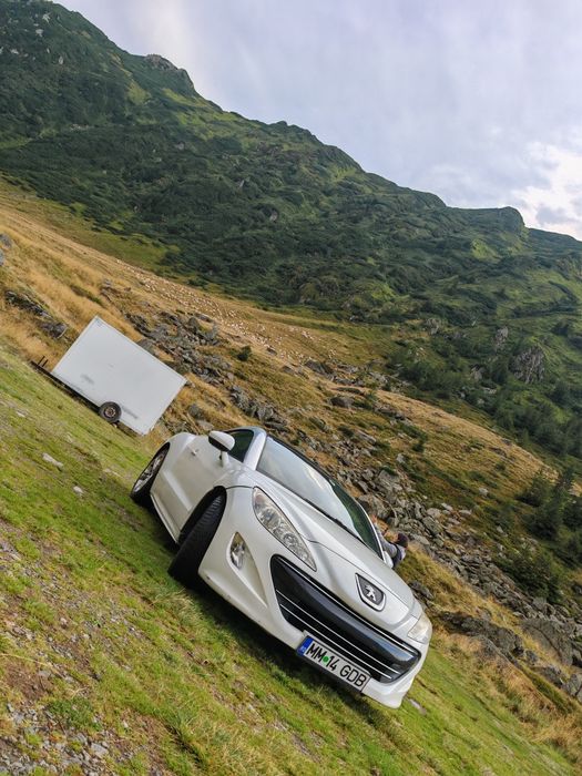 Vând Peugeot Rcz
