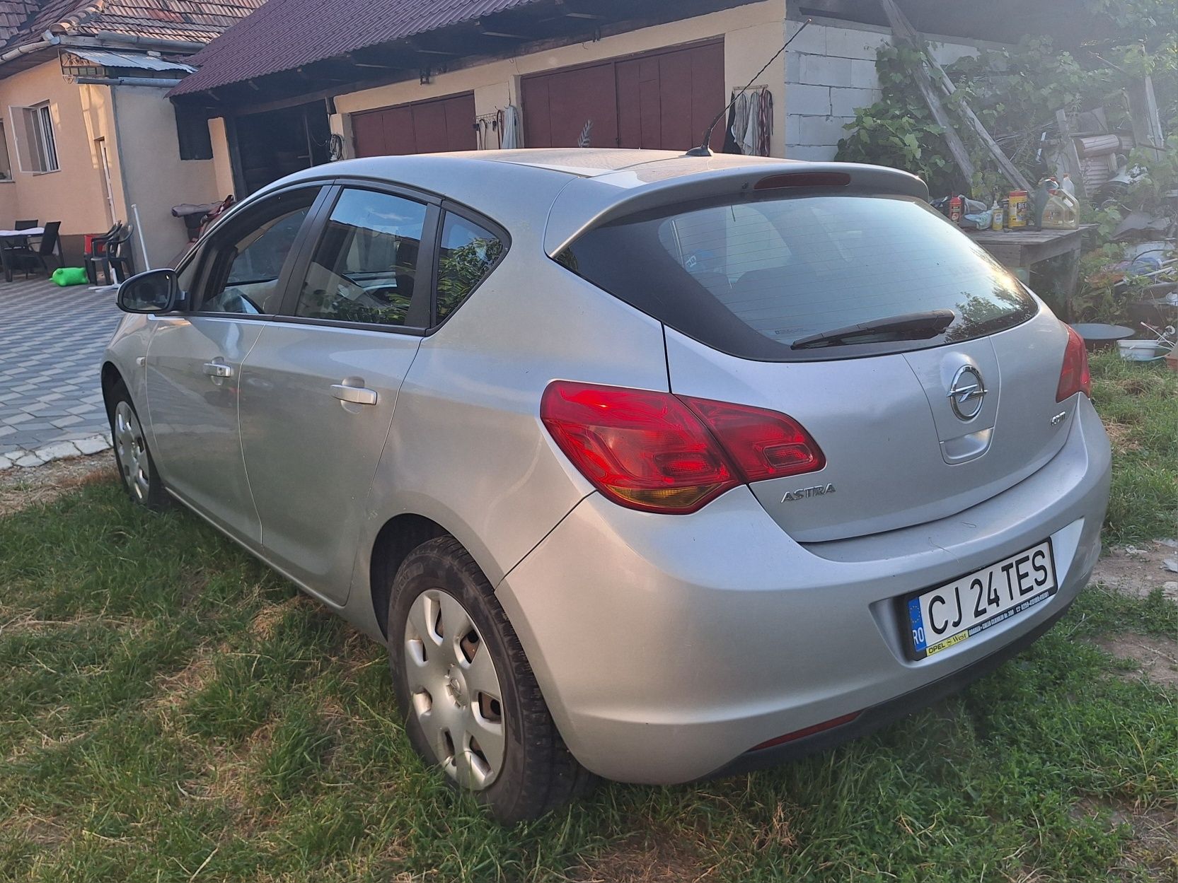 Opel astra J 2010 1.7Diesel Fiscal pe Loc