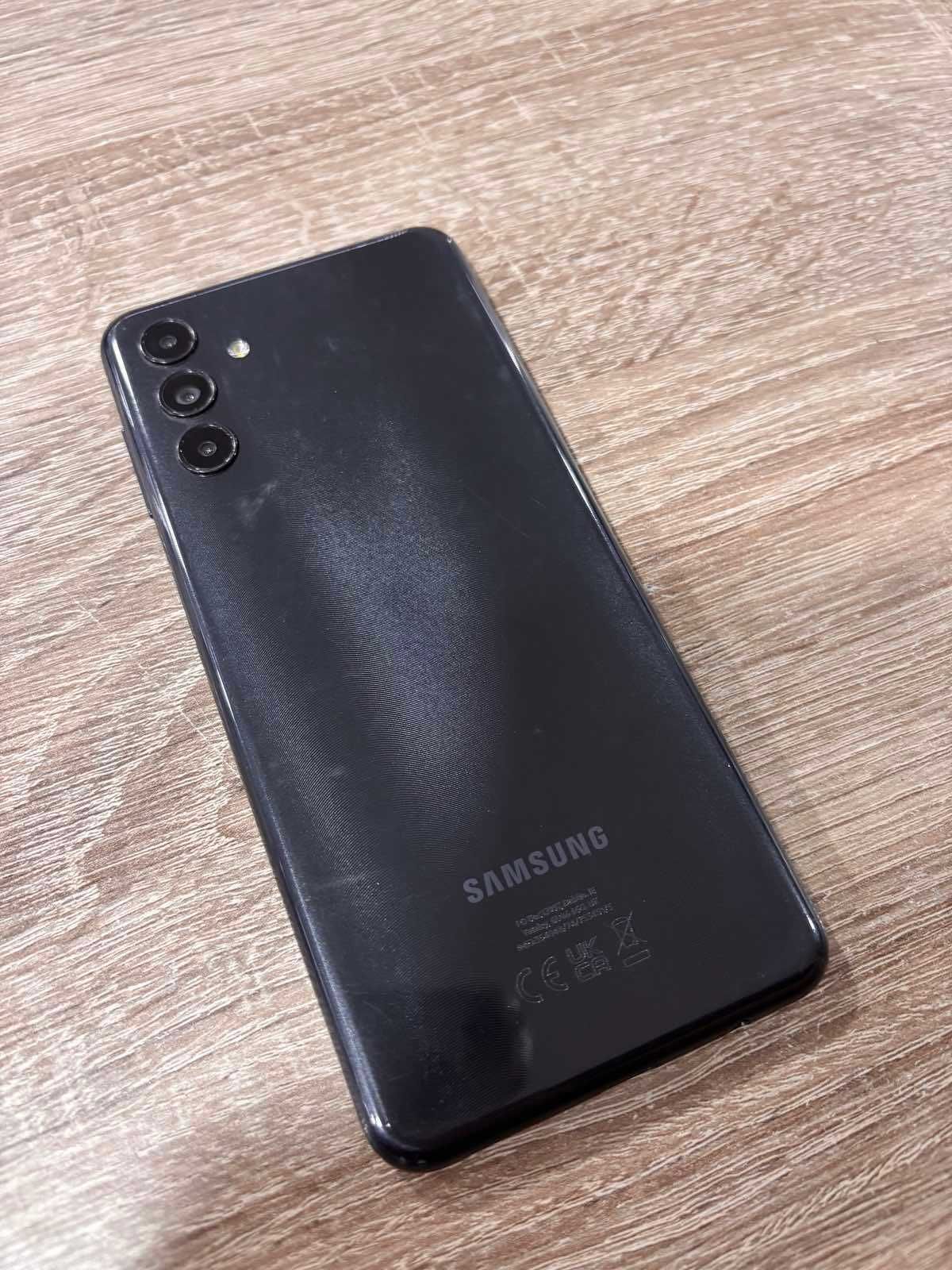 Предлагам ви Мобилен Телефон Samsung A04S