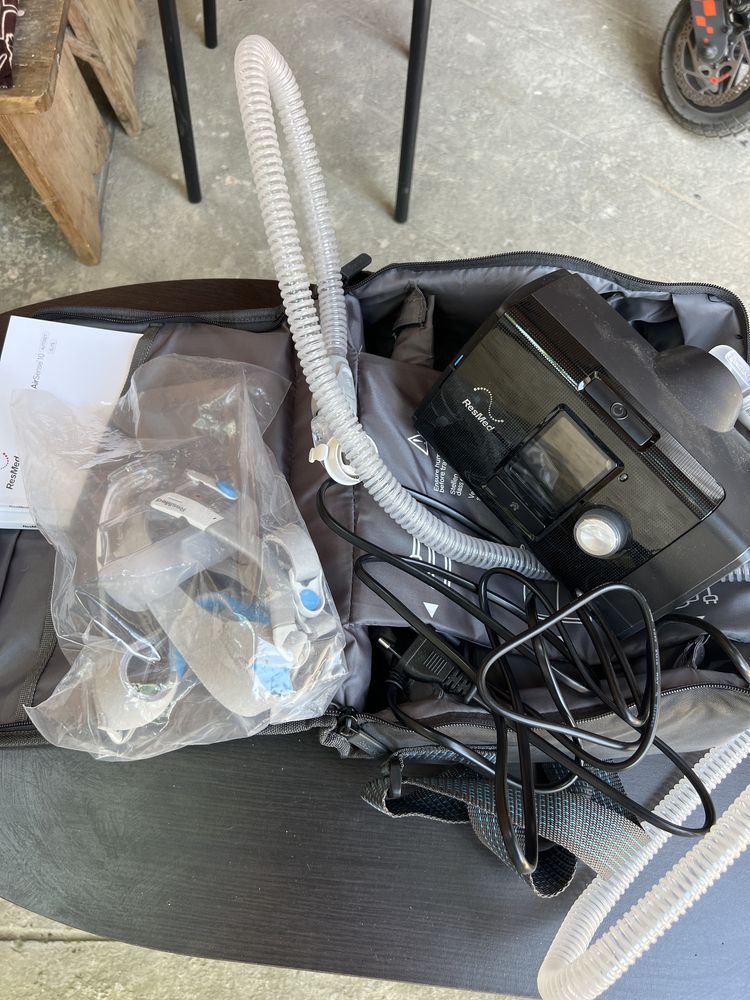 Aparat oxigen ResMed AirSense 10 si masca AirFit F20