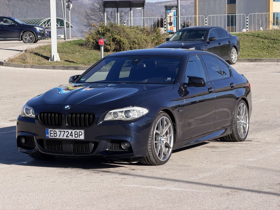 BMW F10 530D Задно. Задно завиване.