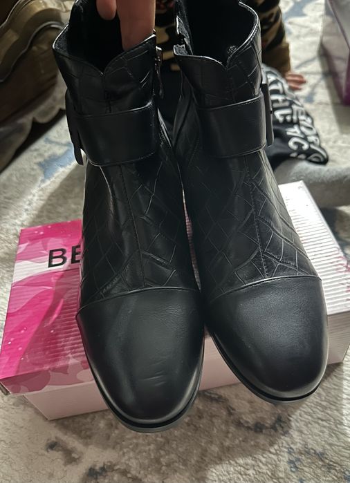 Oyoq kiyim Yangi umuman ishlatilmagan ichlari mexli issiq uteploniy si