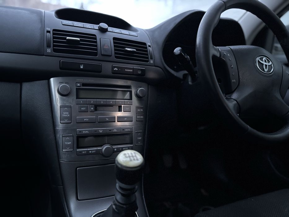 Toyota Avensis T25 2.2 d4d тойота авенсис