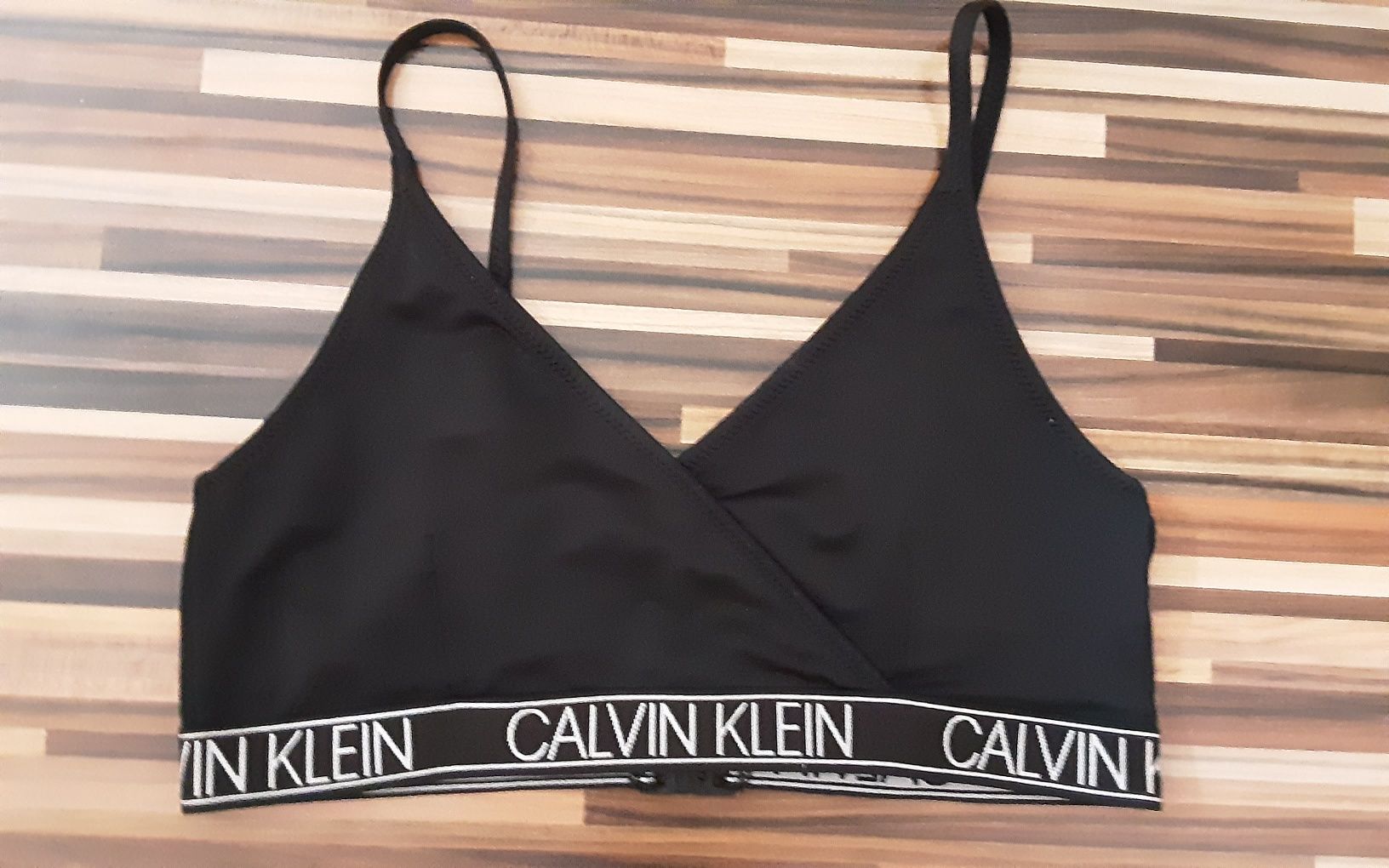 (XS) Calvin klein оригинално горно бански