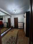 Продам 3ком квартиру в 11микрарайоне в залоге жилстрой банке 5этаж дом