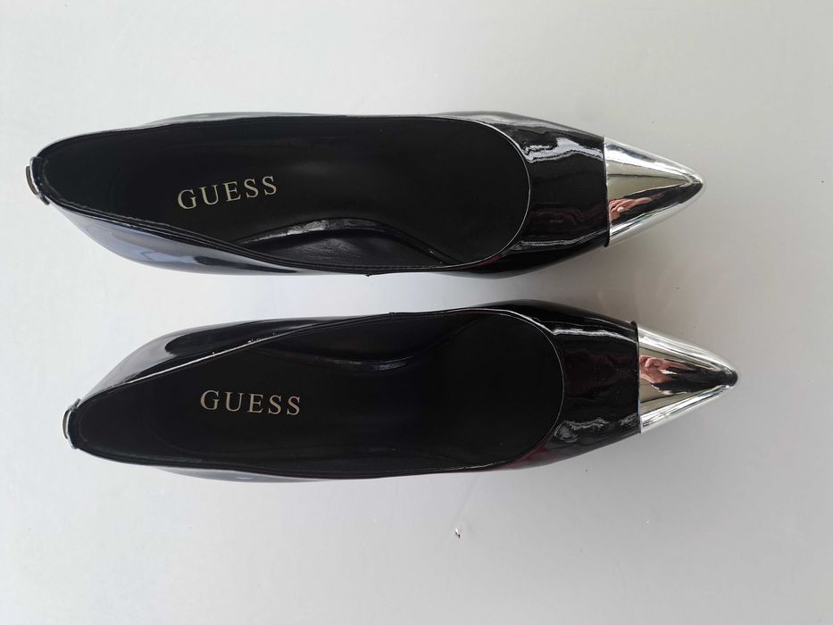 Нови обувки естествен лак Guess, обувки змийска кожа  , испански боти